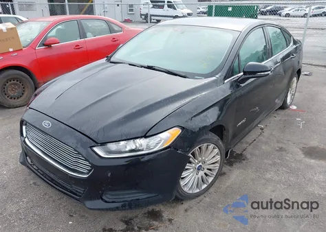 2015 Ford Fusion Hybrid Se из США, поврежденный, VIN 3FA6P0LU5FR229079